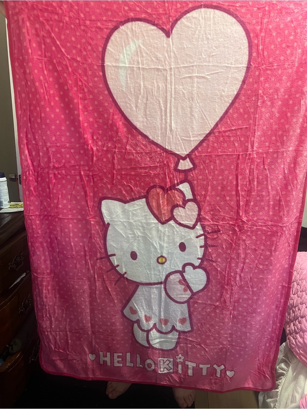 NEW Hello Kitty Pink and White Heart Balloon Blanket